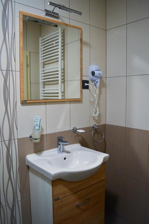 Apartmani Tika Ґолубац Екстер'єр фото